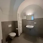 24-7 ホステル